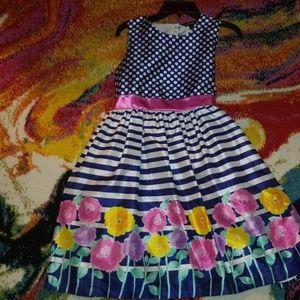 Girl's dress